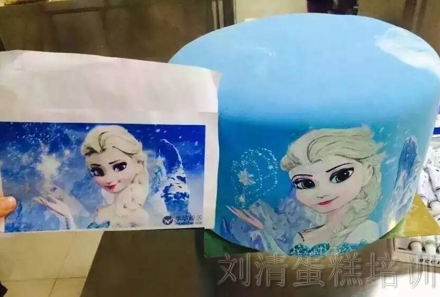 刘清冰雪奇缘翻糖蛋糕，美到你了吗？